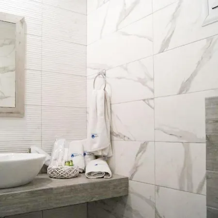 Aquamare Пефкохори