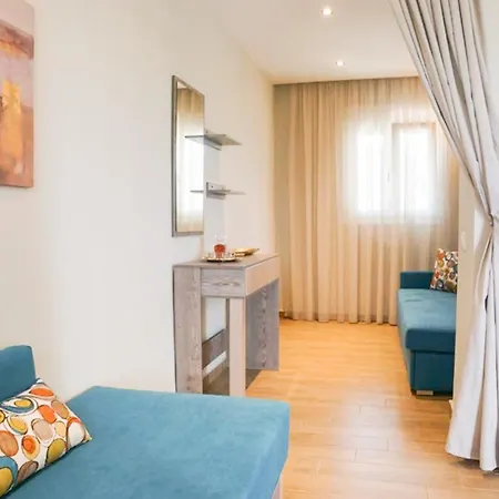 Aquamare Aparthotel