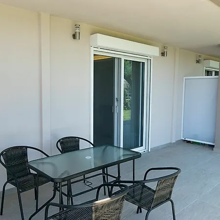 Ξενοδοχείο με διαμερίσματα Aquamare 4*