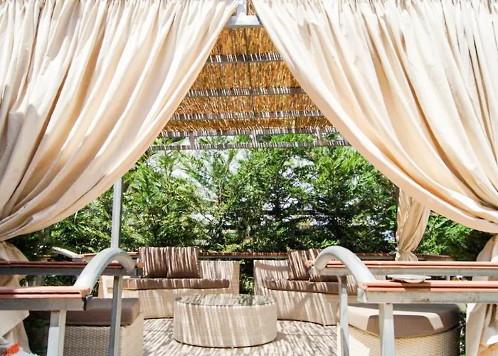 公寓式酒店 Aquamare