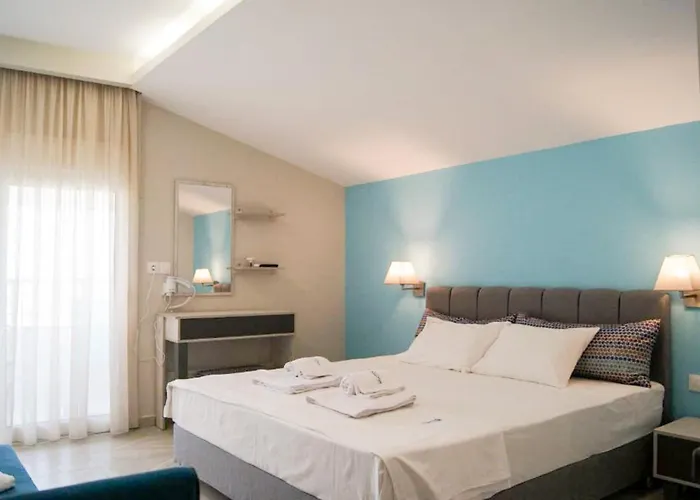 Aquamare 4*